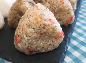 小海老と青のりと天かすのおにぎり♪-レシピのメイン写真