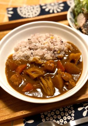 味噌入り☆辛さマイルド根菜チキンカレー　-レシピのメイン写真