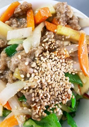 全てレンジまるで野菜たっぷり肉まん丼-レシピのメイン写真