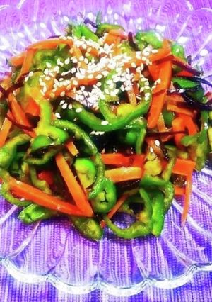 胡麻油薫る＊ピーマンの塩昆布炒め-レシピのメイン写真