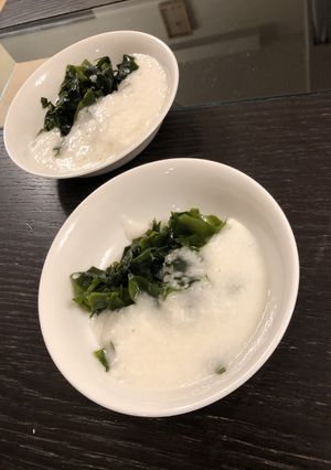 簡単小鉢 わかめとろろ-レシピのメイン写真