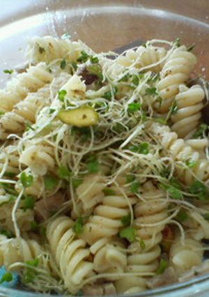 ブロッコリースプラウトとチーズのパスタ-レシピのメイン写真