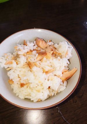 余った焼き鮭で混ぜご飯!-レシピのメイン写真