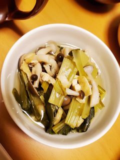 副菜に★青菜と油揚げとしめじの煮物-レシピのメイン写真