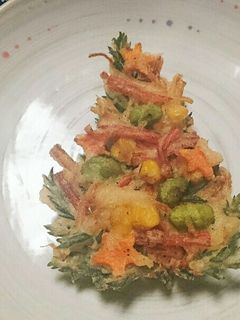 人参の葉っぱでXmasツリー♬︎☆❅॰ॱ-レシピのメイン写真