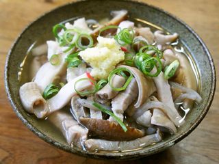 沖縄のお正月料理　中身汁