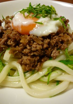 ザーサイ入り肉そぼろ＆温玉で♪うどん-レシピのメイン写真