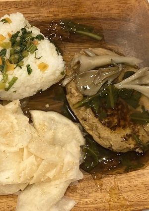 春菊と舞茸のあんかけ大豆ハンバーグ-レシピのメイン写真