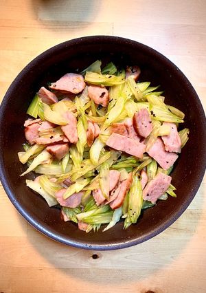 あら簡単！セロリのペペロンチーノ☆-レシピのメイン写真