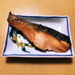 รูปของ お弁当の焼鮭