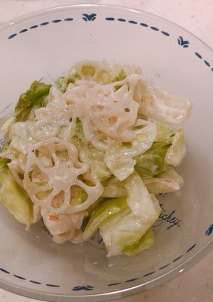 蓮根とレタス、シャキシャキごまドレサラダ-レシピのメイン写真