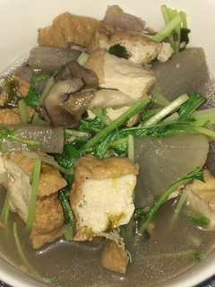 厚揚げと大根と舞茸との塩鰹・豚骨スープ-レシピのメイン写真