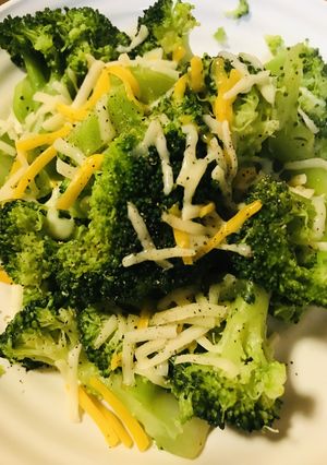 パスタと一緒に●ブロッコリーの塩茹サラダ-レシピのメイン写真