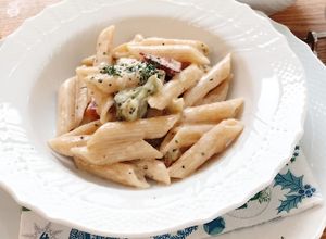 コストコパルミジャーノでチーズパスタ-レシピのメイン写真
