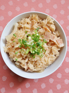 簡単で絶品!ベーコンと大根の炊き込みご飯-レシピのメイン写真
