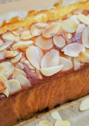 ★低糖質‼🍇ヨーグルトアーモンドケーキ♪-レシピのメイン写真