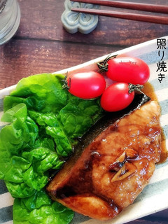 ブリのガーリックバターしょうゆ照り焼き-レシピのメイン写真