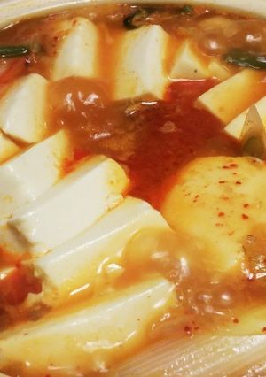 【熱々鍋】鯖缶で旨辛キムチ鍋-レシピのメイン写真