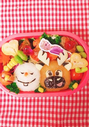 アナ雪オラフとスヴェンのキャラ弁　デコ弁-レシピのメイン写真
