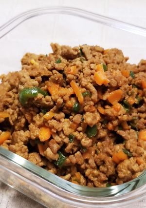 作り置き♪甘辛たれでお手軽カレー味肉味噌-レシピのメイン写真