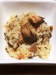 もちもち!サバ缶使った炊き込みご飯-レシピのメイン写真