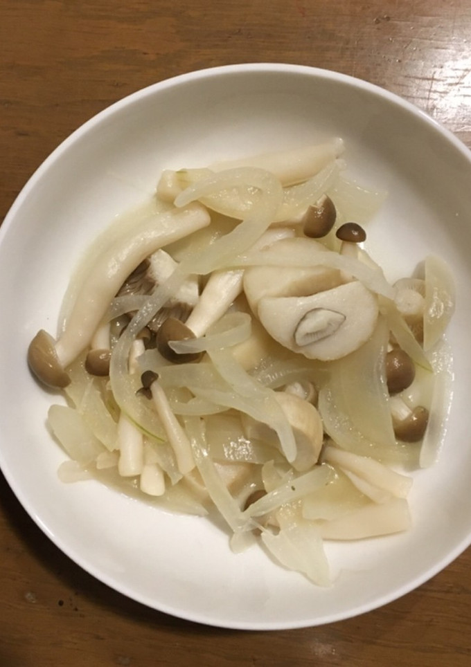 レンジで簡単！きのこの白ワイン蒸し-レシピのメイン写真