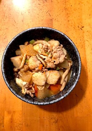 味がしみしみ、具沢山煮込みうどん-レシピのメイン写真