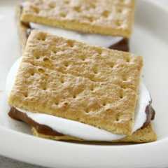 รูปของ レンジで簡単♪　s'more