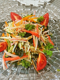 カニカマ と千切り野菜のサラダ-レシピのメイン写真