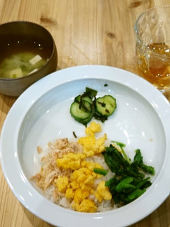 保育園給食★鮭の三色丼-レシピのメイン写真