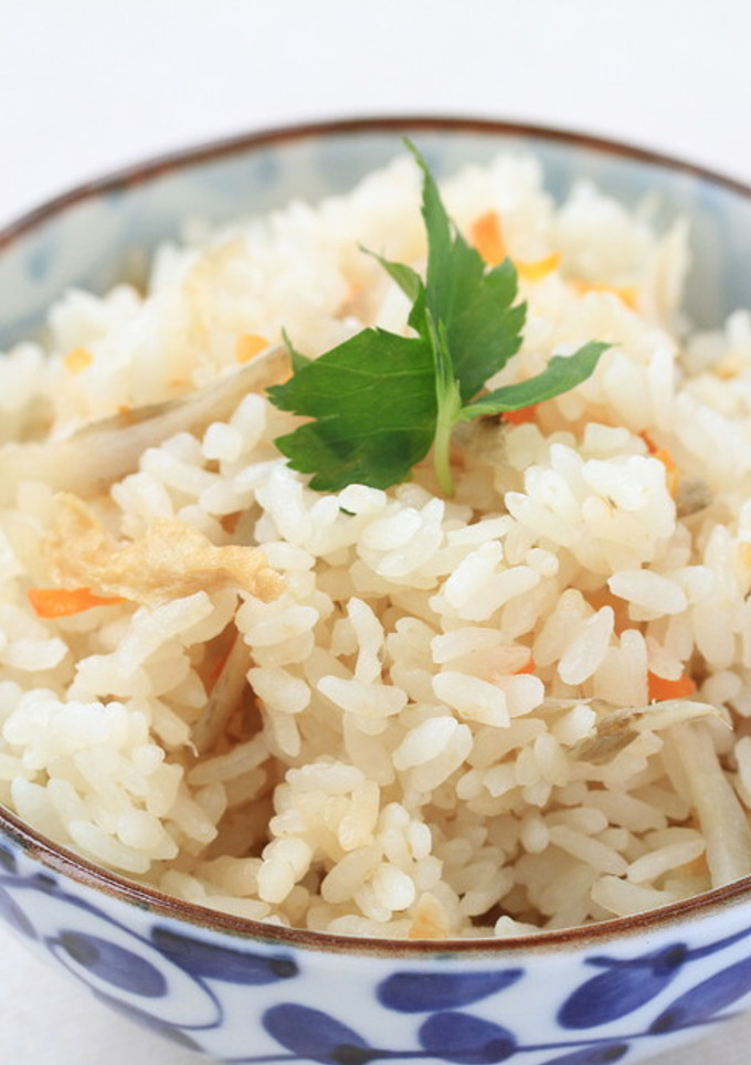 しみわたる、ごぼうと油揚げの炊き込みご飯-レシピのメイン写真