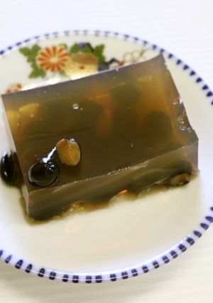 黒豆の寒天寄せほうじ茶風味-レシピのメイン写真