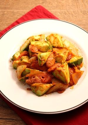 簡単！アボカドソーセージのナポリタン味-レシピのメイン写真