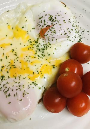 とろけるチーズとかしこみの目玉焼き-レシピのメイン写真