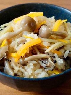 【炊飯器】あったか♪きのこの炊き込みご飯-レシピのメイン写真