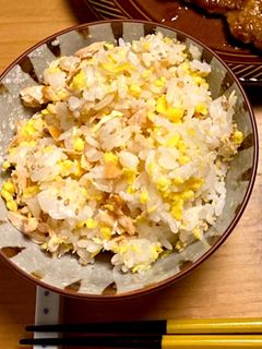 ほぐし鮭と炒り卵のまぜごはん-レシピのメイン写真