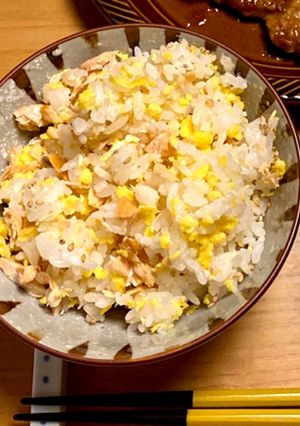 ほぐし鮭と炒り卵のまぜごはん-レシピのメイン写真
