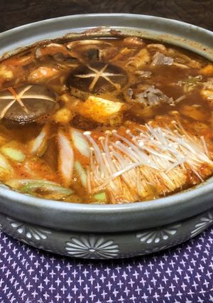 冬にぴったりキムチ鍋-レシピのメイン写真