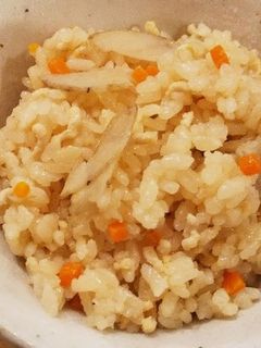 優しい味♪鶏ごぼう炊き込みごはん-レシピのメイン写真