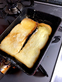 やみつき バター焼きトースト-レシピのメイン写真