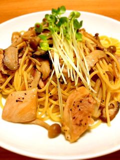 鶏、椎茸、しめじの和風パスタ-レシピのメイン写真