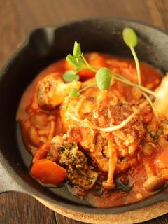 旨辛トマト煮込みハンバーグ-レシピのメイン写真