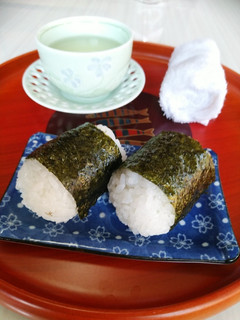 気分はお萩♬ 甘党の餡子おにぎり▲▽▲-レシピのメイン写真