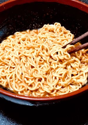 汁なしインスタント混ぜラーメン-レシピのメイン写真