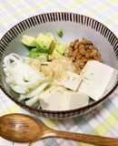 たまねぎヨーグルトでお腹スッキリ腸活丼