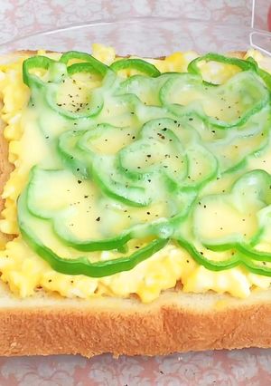 ピーマンとマヨネーズ卵のチーズトースト-レシピのメイン写真