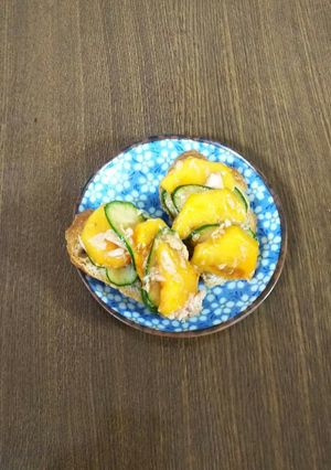 柿のツナ和えトースト-レシピのメイン写真
