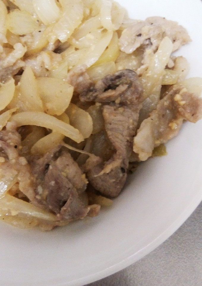 ご飯のお伴に☆玉ねぎと豚のみそごま炒め-レシピのメイン写真