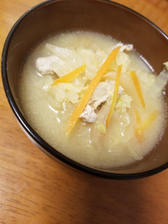 白菜と豚肉のお味噌汁-レシピのメイン写真