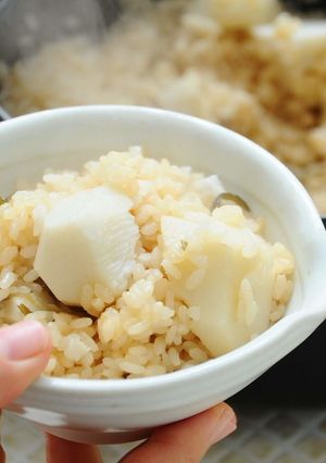 里芋の炊き込み御飯-レシピのメイン写真